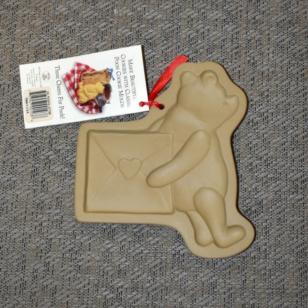 Brown Bag Cookie Art Winnie the Pooh Cookie‎ Mold Tan NEW Pooh's Letter Ceramic